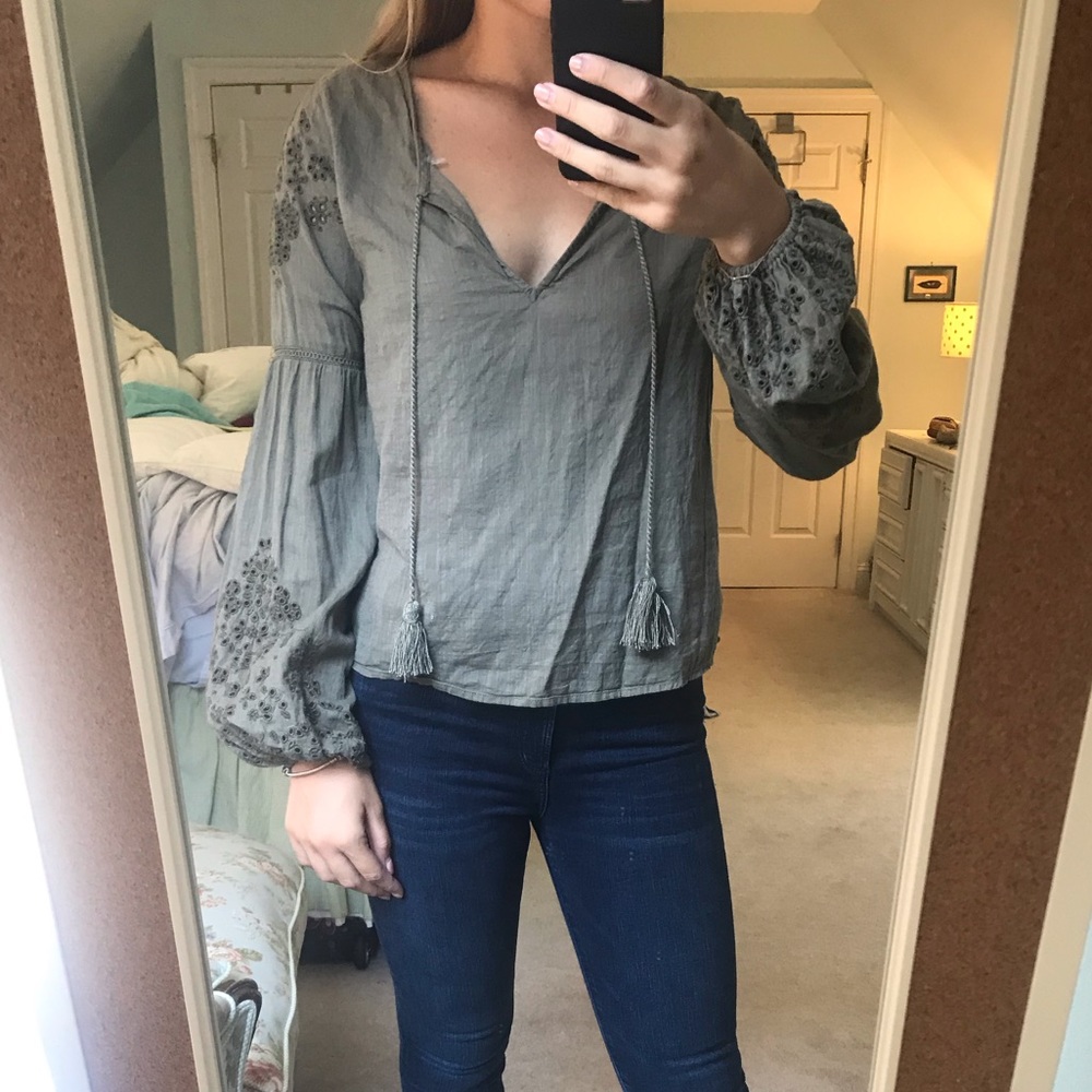 Abercrombie and Fitch pesant top